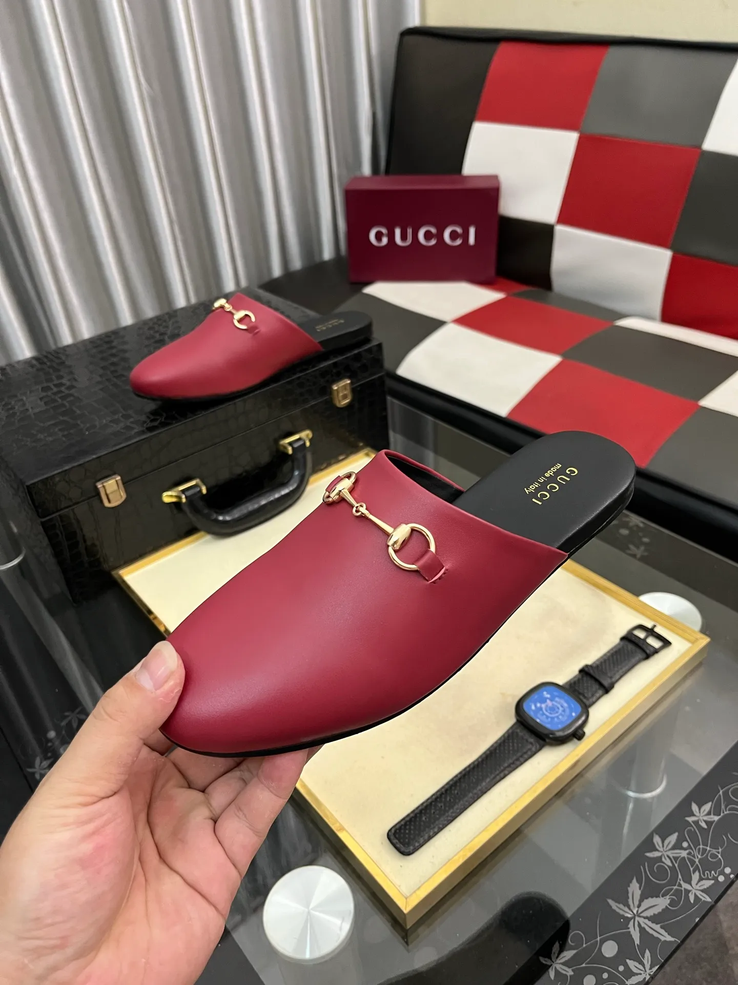 Men's shoes 💰480⌚️⌚️[Gucci] 2024 new season half-slip men's shoes, made of Italian imported first-layer frosted cowhide➕sheepskin lining, original hardware buckle, original combination wear-resistant outsole, real shot 🎬 Very comfortable on the feet, size 36-44
